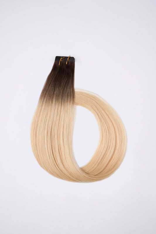 Tape Extension Dunkelbrauner Ansatz mit Übergang in helles Blond